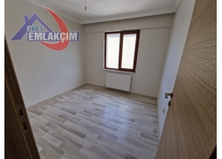 KEPEZ ANA CADDE ÜZERİNDE BAKIMLI 3+1 DAİRE!!!