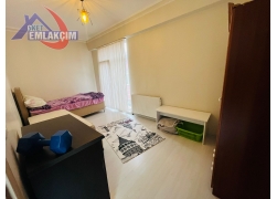 KONUMUYLA AVANTAJ SAĞLAYAN 1+1 EŞYALI KİRALIK DAİR