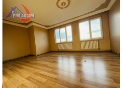 MÜFTÜ MAH ANA CADDE ÜZERİN 3+1 KİRALIK DAİRE 