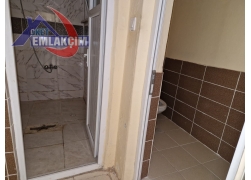 KAVAKLIK MAHALLESİNDE 1+1 KİRALIK DAİRE