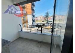 DİŞ HASTANESİ MEVKİNDE KİRALIK SIFIR 2+1 DAİRE