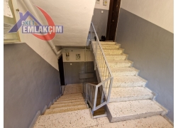 GÜLÜÇTE ANAYOLA YAKIN 3+1 EŞYALI KİRALIK DAİRE