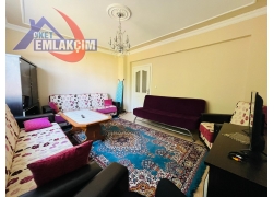 FAKÜLTE MEVKİNDE AİLEYE UYGUN 2+1 KİRALIK DAİRE