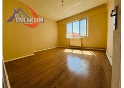 KADI TARLASI MEVKİNDE KİRALIK 3+1 BAKIMLI DAİRE