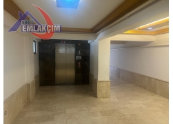 HATİP SOKAKDA OKULLARA YÜRÜME MESAFESİNDE 2+1 KİRA