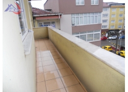 BAĞLIK MAHALLESİNDE CADDE ÜZERİ KİRALIK 2+1 DAİRE