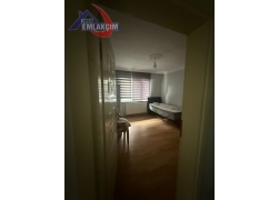 KIŞLA MEVKİNDE İŞÇİLER İÇİN UYGUN KİRALIK BİNA