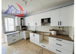 SÜLEYMANLAR MAH GENİŞ 3+1 SATILIK DAİRE