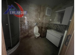 HATİP SOKAKDA OKULLARA YÜRÜME MESAFESİNDE 2+1 KİRA